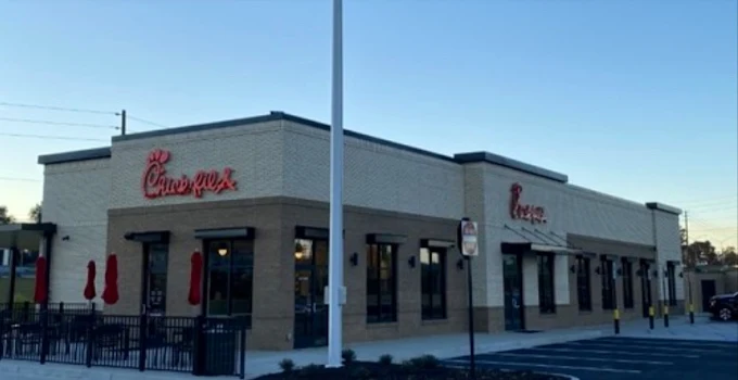 Chick Fil A Storefront in Alexander City