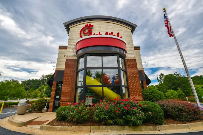 Chick Fil A Storefront in Hoover