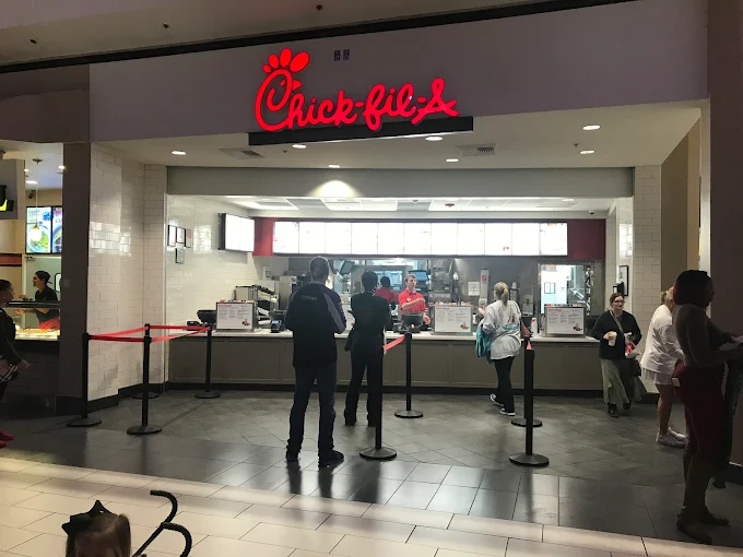 Chick Fil A Storefront in Hoover