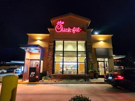 Chick Fil A Storefront in Alabaster